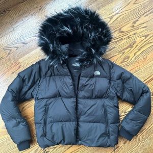 North face short puffer